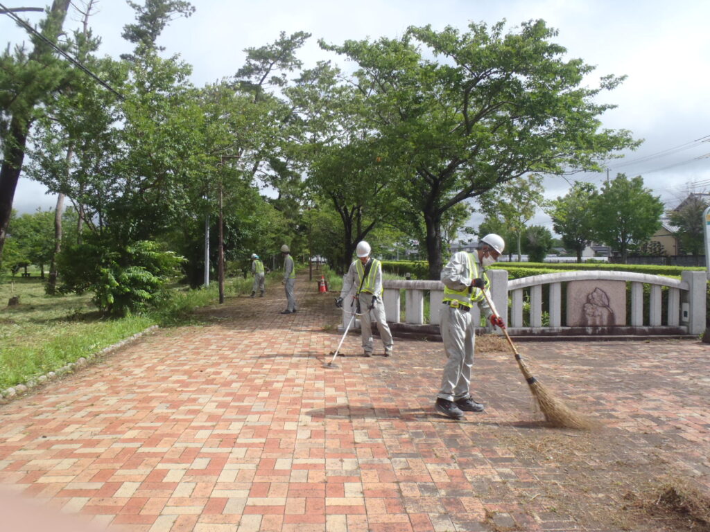 株式会社小松組